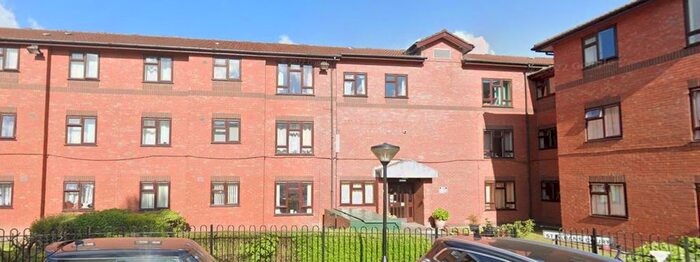 2 Bedroom Flat To Rent In St. Albans Court, New Street, Willenhall, WV13