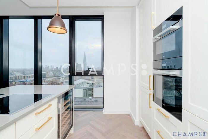 3 Bedroom Flat To Rent In Gauging Square, London Dock, E1W