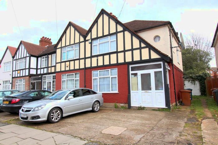 3 Bedroom Semi-Detached House To Rent In Hibbert Road, Harrow, HA3