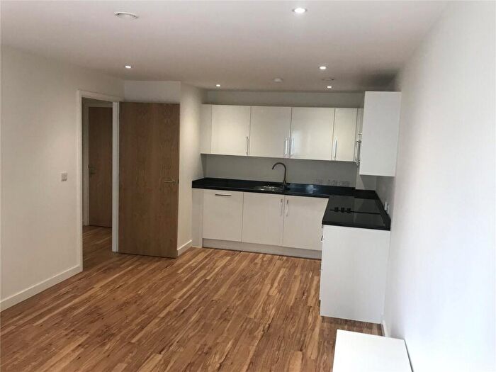 1 Bedroom Flat To Rent In The Exchange, Elmira Way, Salford, M5