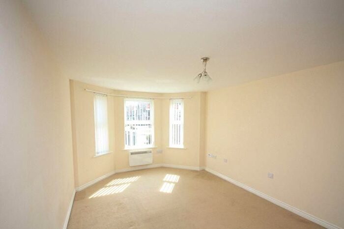 2 Bedroom Flat To Rent In Lowther Drive, Darlington, DL1