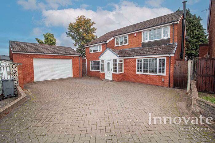 4 Bedroom Detached House For Sale In Payton Close, Oldbury, B69