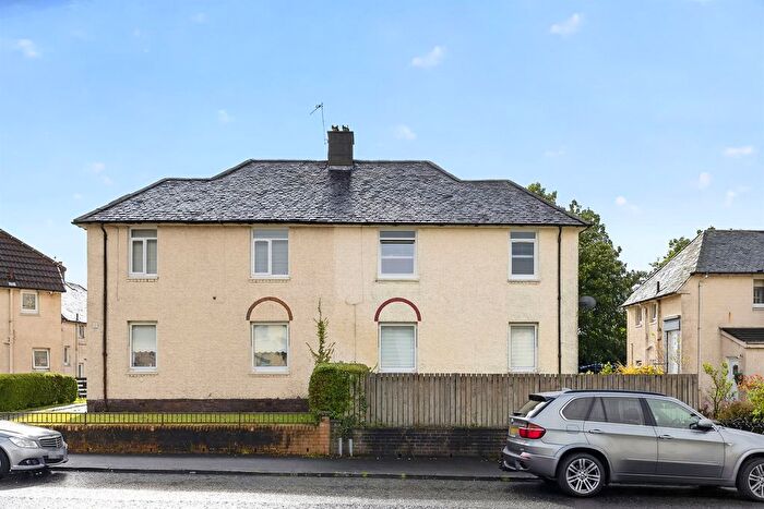 1 Bedroom Flat For Sale In Auchentoshan Avenue, Clydebank, G81