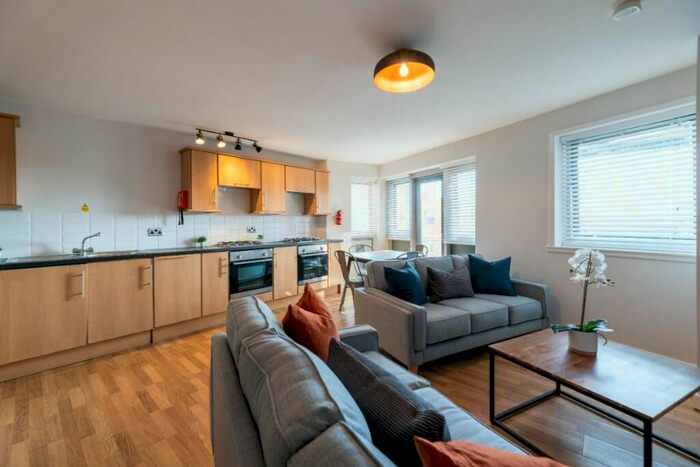 6 Bedroom Flat To Rent In Falconar Street, Newcastle, NE2