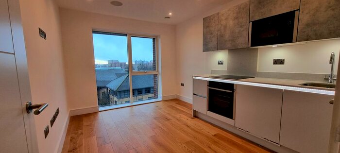 1 Bedroom Flat To Rent In Bridge Road East, Welwyn Garden City, AL7