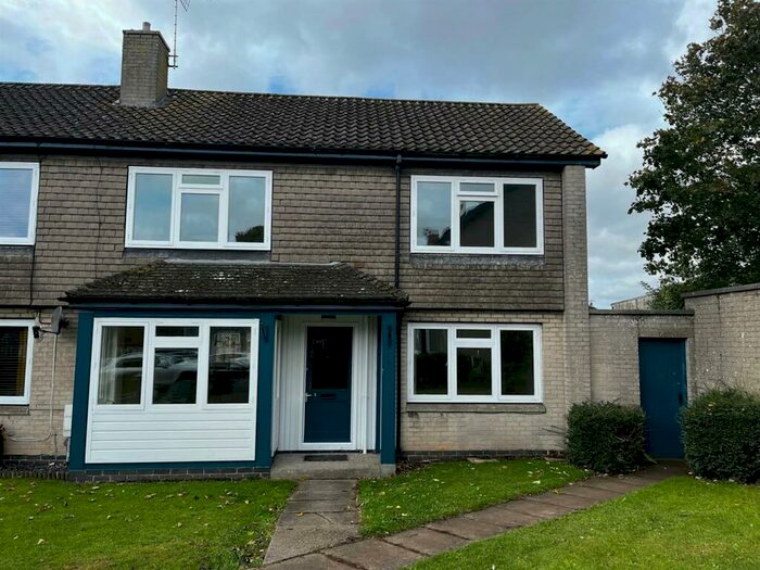 3 Bedroom Terraced House To Rent In Devonshire Cottages, Scarcliffe, Chesterfield, S44