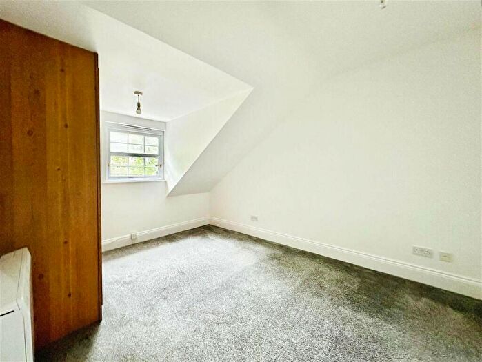 1 Bedroom Apartment For Sale In Shaftesbury Road, Leicester, Leicestershire, LE3