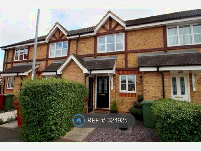 2 Bedroom Terraced House To Rent In Two Mile Drive, Slough, SL1