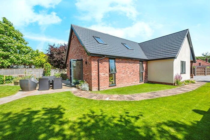 3 Bedroom Detached Bungalow For Sale In North Walsham Road, Trunch, North Walsham, NR28