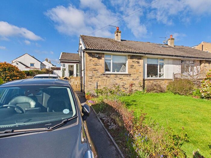 2 Bedroom Semi-Detached Bungalow For Sale In Moorland Avenue, Bingley, BD16
