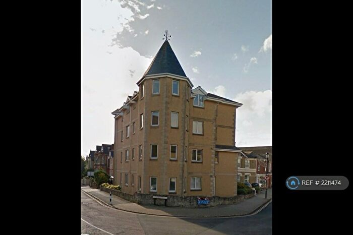 2 Bedroom Flat To Rent In Atherley Court, Shanklin, PO37