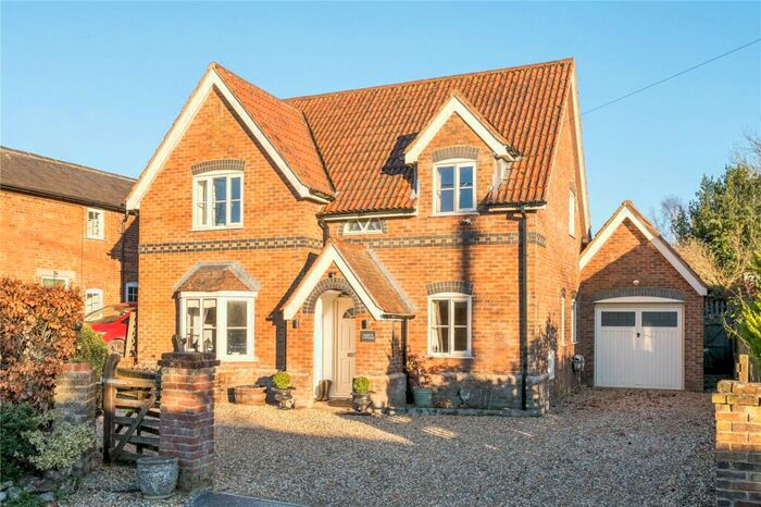 4 Bedroom Detached House For Sale In Woodland Road, Patney, Devizes, Wiltshire, SN10