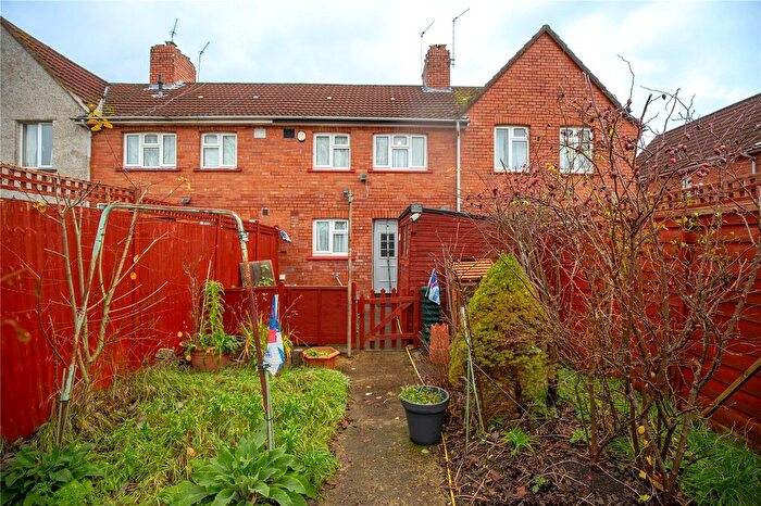3 Bedroom Terraced House For Sale In Elmore Road, Bristol, BS7