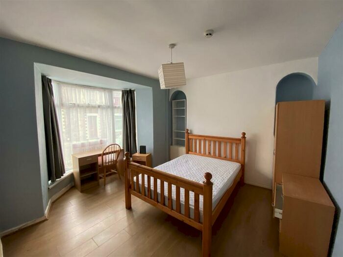 3 Bedroom Terraced House To Rent In Wood Road, Pontypridd, CF37