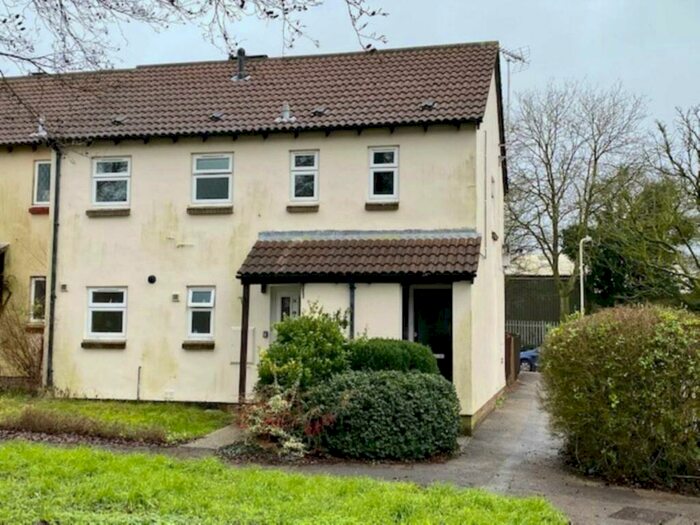 1 Bedroom Flat To Rent In Pinmore, Frome, BA11