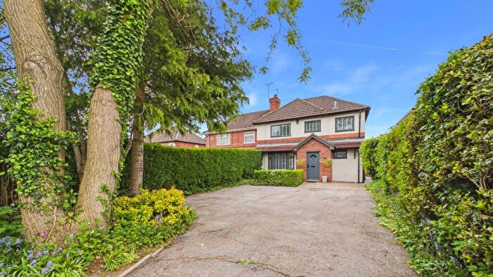 4 Bedroom Semi-Detached House To Rent In Belper Road, Stanley Common, Ilkeston, Derbyshire, DE7