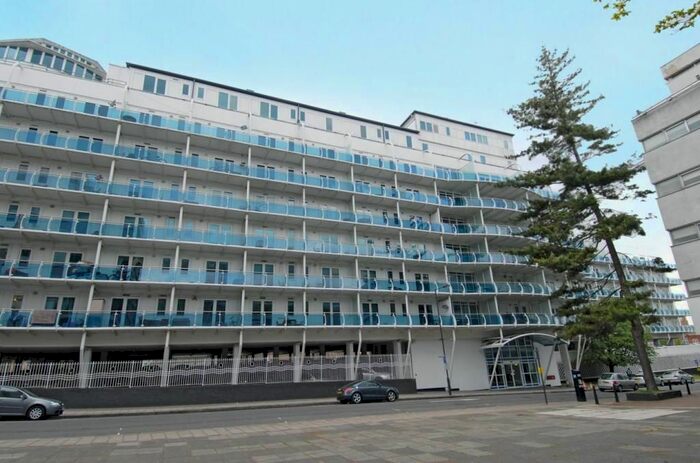 2 Bedroom Flat To Rent In Lyon Road, Harrow-On-The-Hill, Harrow, HA1