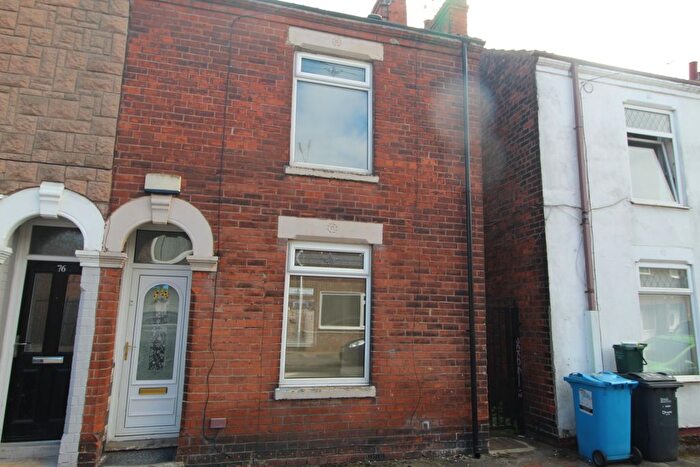 2 Bedroom Terraced House To Rent In Wynburg Street, Hull, HU9