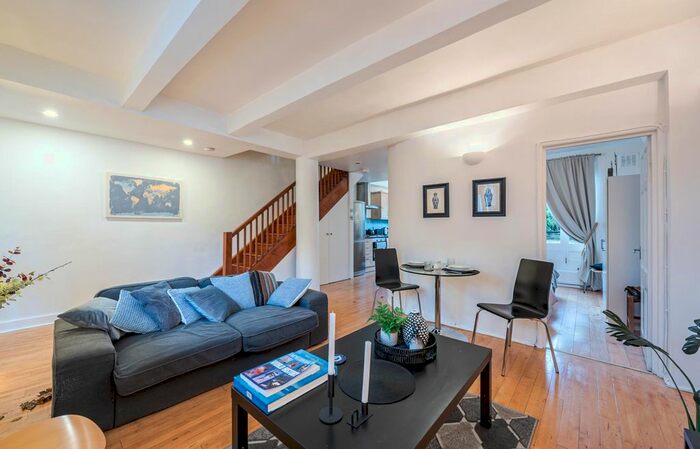 2 Bedroom Flat To Rent In Clapham Manor Street, London, SW4