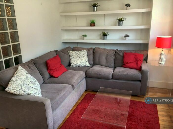 1 Bedroom Flat To Rent In Islington, London, EC1V