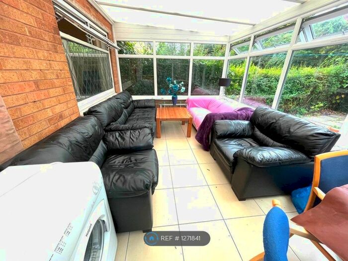 5 Bedroom Terraced House To Rent In Fladbury Crescent, Birmingham B29