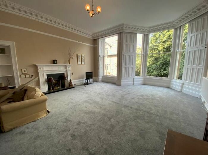 1 Bedroom Flat To Rent In Dundonald Road, Glasgow, G12