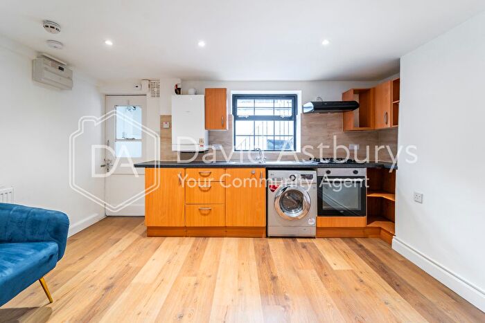 1 Bedroom Flat To Rent In Caledonian Road, Islington, London, N1