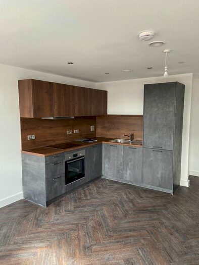 1 Bedroom Flat To Rent In Heaton House Lofts, Camden St, Birmingham, B1