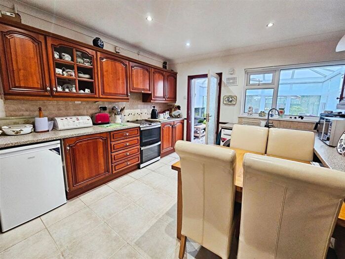 2 Bedroom Detached Bungalow For Sale In Conway Road, Knypersley, Stoke-On-Trent, ST8
