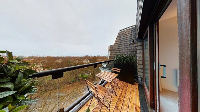 4 Bedroom Apartment To Rent In St Johns Wood, London, NW8