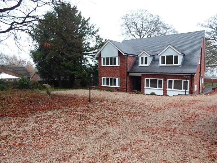6 Bedroom Detached House For Sale In Newlands Road, Baddesley Ensor, Atherstone, Warwickshire, CV9
