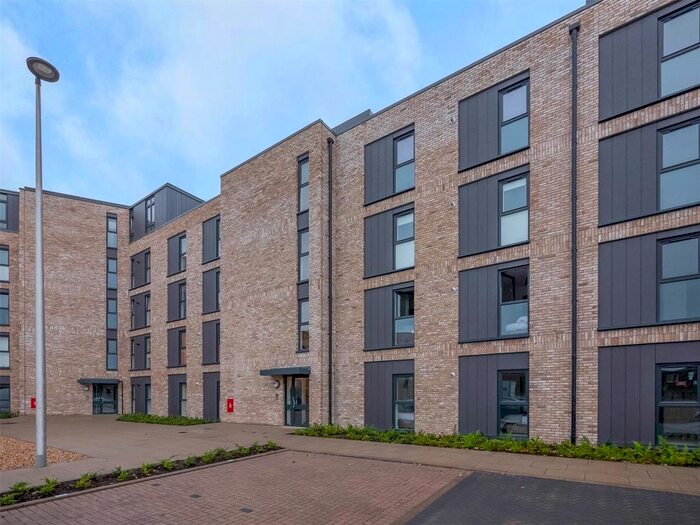 2 Bedroom Flat To Rent In Brunswick Road, Edinburgh, EH7