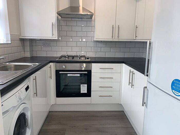 3 Bedroom Property To Rent In Kings Drive, Liverpool, L25