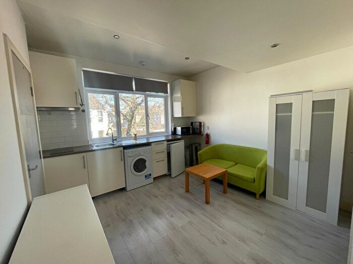 1 Bedroom Studio To Rent In Meads Road, London, N22