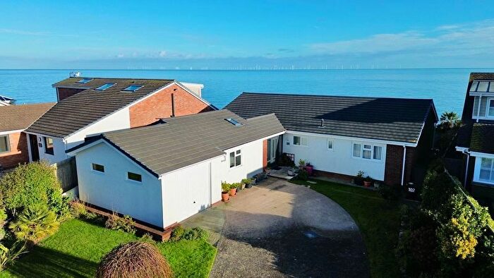 5 Bedroom Detached Bungalow For Sale In Penrhyn Beach East, Penrhyn Bay, LL30