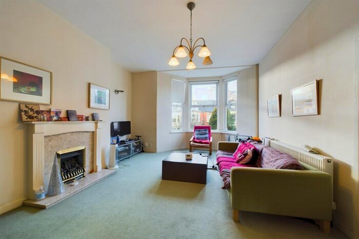 2 Bedroom Apartment To Rent In Jesmond, Newcastle Upon Tyne, NE2