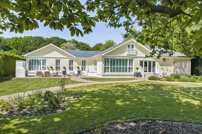 5 Bedroom Detached House For Sale In Marlow Common, Marlow, SL7