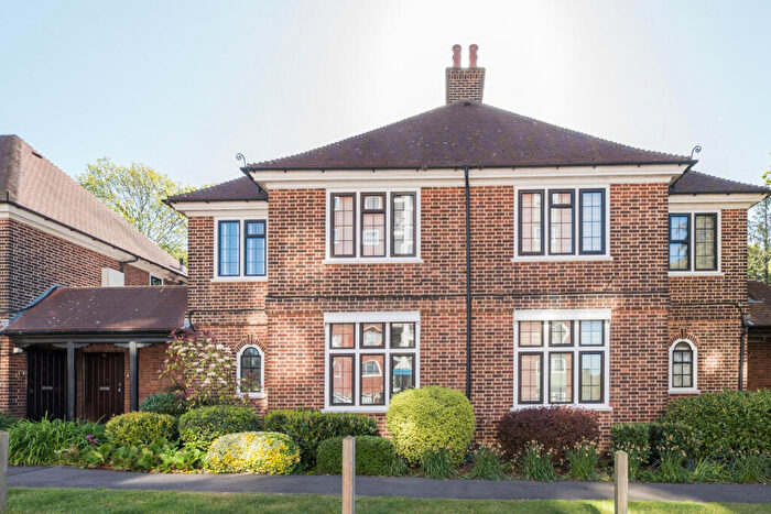 1 Bedroom Maisonette For Sale In Southend Road, Beckenham, BR3