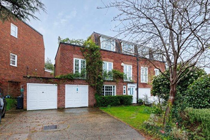 4 Bedroom Detached House To Rent In Newstead Way, London, SW19