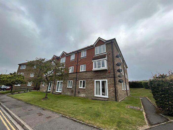 1 Bedroom Flat To Rent In Abbey Mews, Dunstable, LU6