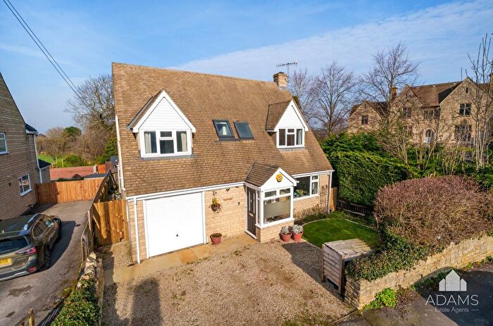 4 Bedroom Detached House For Sale In Gretton, Cheltenham, GL54