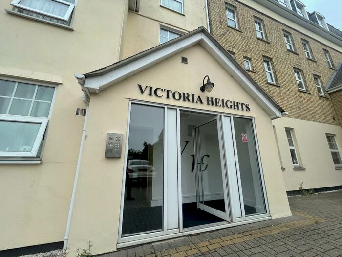 1 Bedroom Property To Rent In Canarvon Road, Clacton On Sea, Essex, CO15