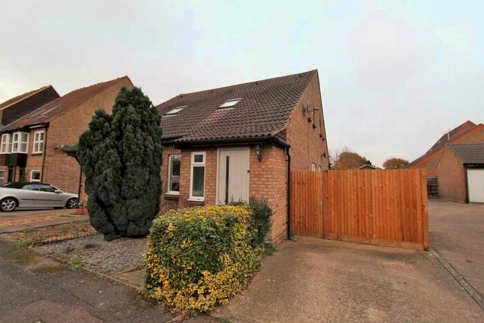 1 Bedroom Semi-Detached House To Rent In Bradfield Close, Guildford, GU4