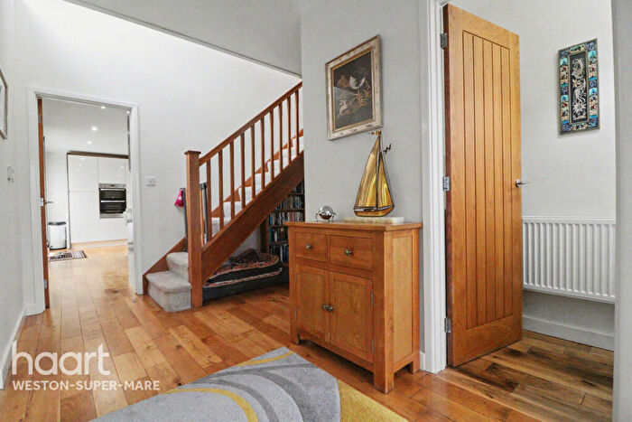 4 Bedroom Detached House For Sale In Arundell Road, Weston-Super-Mare, BS23