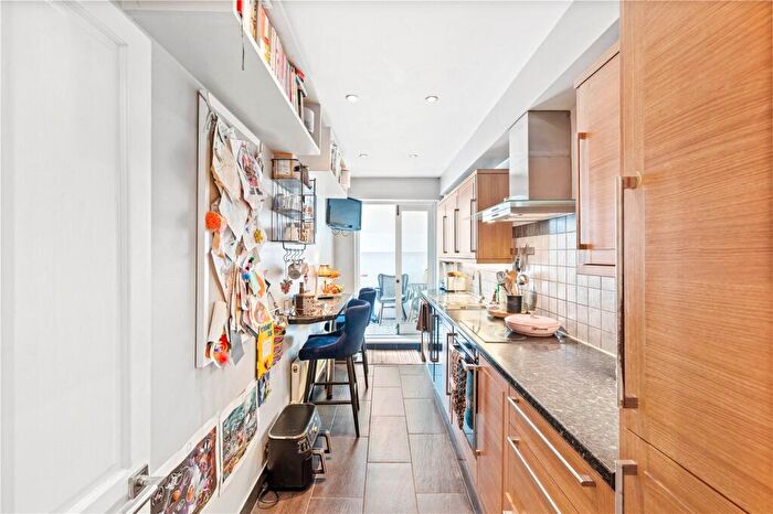 2 Bedroom Apartment For Sale In Wilbury Road, Hove, East Sussex, BN3