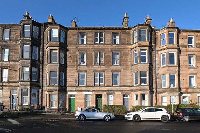 2 Bedroom Flat For Sale In Bellevue Road, Bellevue, Edinburgh, EH7