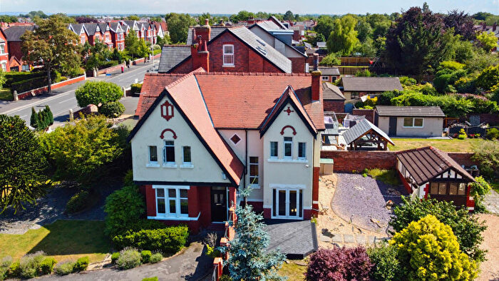 4 Bedroom Detached House To Rent In Norwood Avenue, Southport, PR9