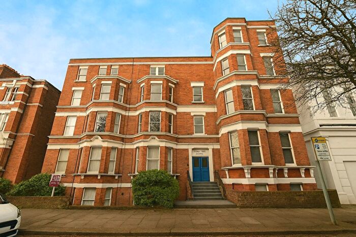 1 Bedroom Flat For Sale In Bouverie Road West, Folkestone, Kent, CT20