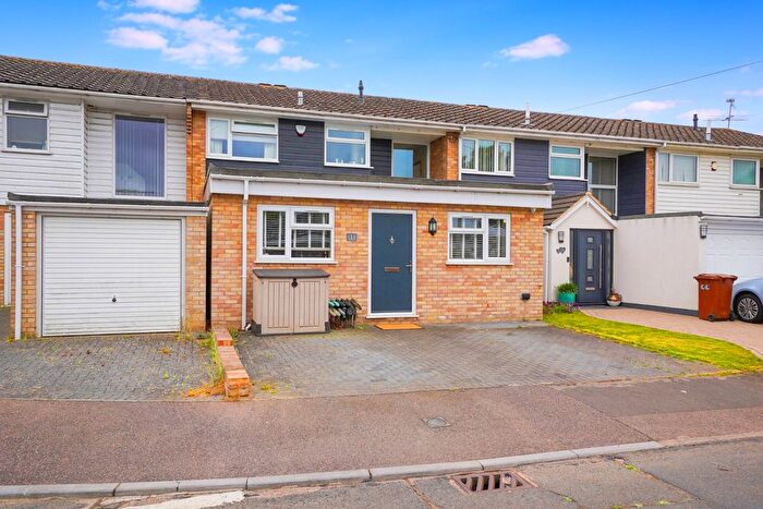 3 Bedroom Terraced House For Sale In Hawbeck Road, Parkwood, ME8