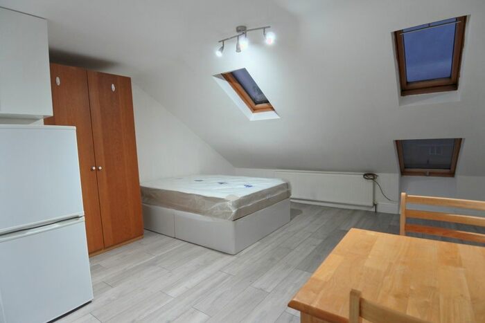 Studio To Rent In Somerton Road, Cricklewood, NW2
